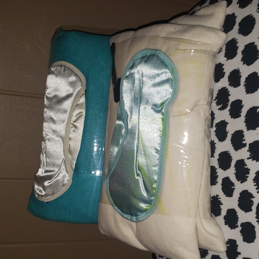 Travel Pillows with mask